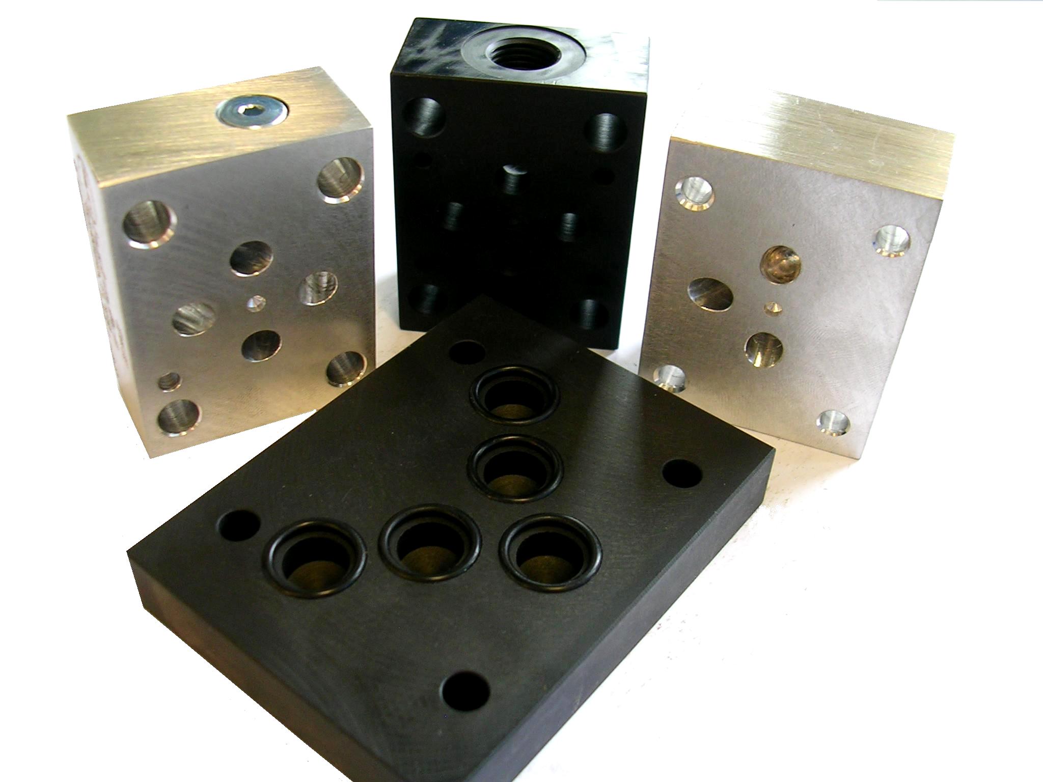 Covers, reducing adaptors etc.